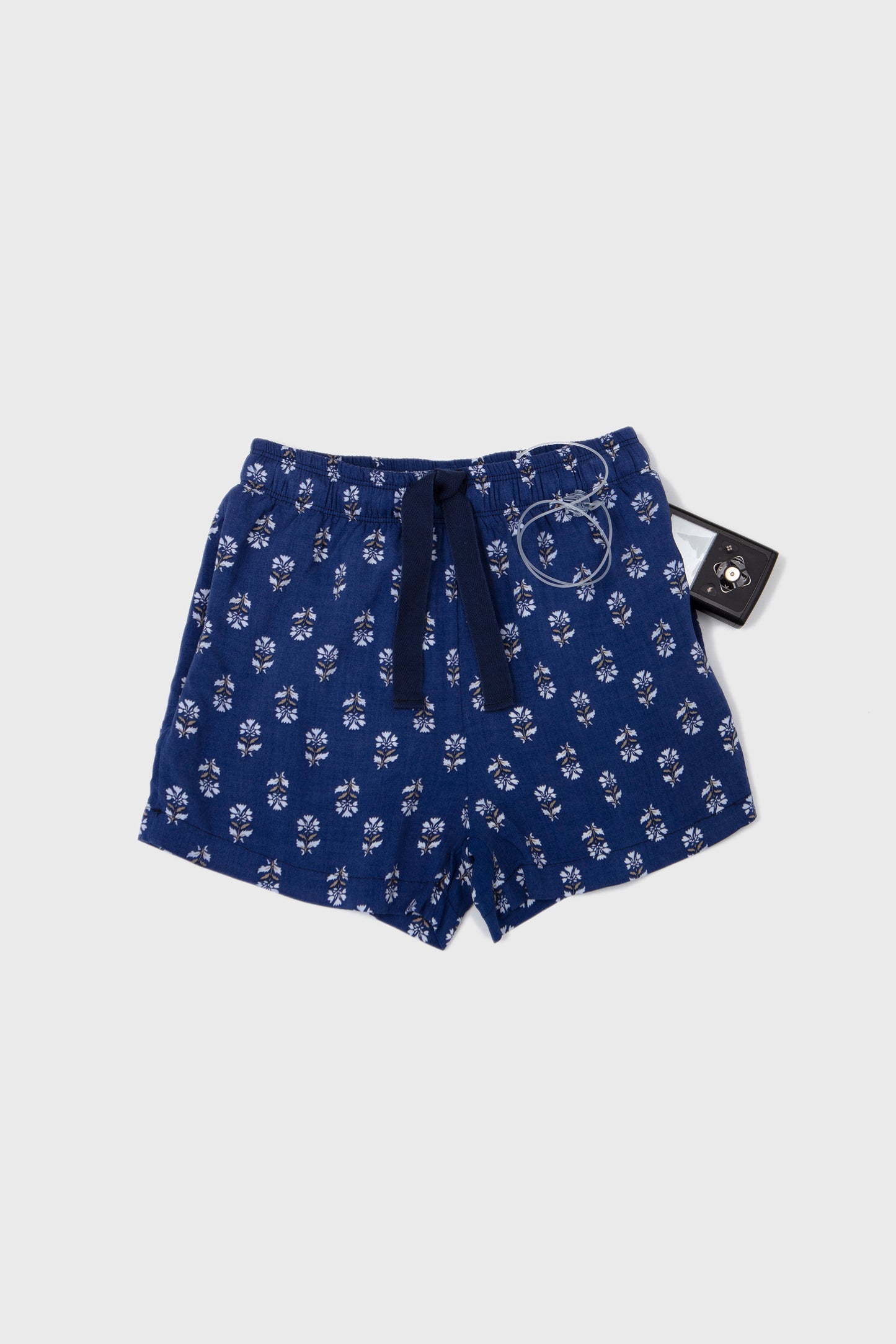 
                  
                    Pantalón Corto Flores para Bomba de Insulina
                  
                