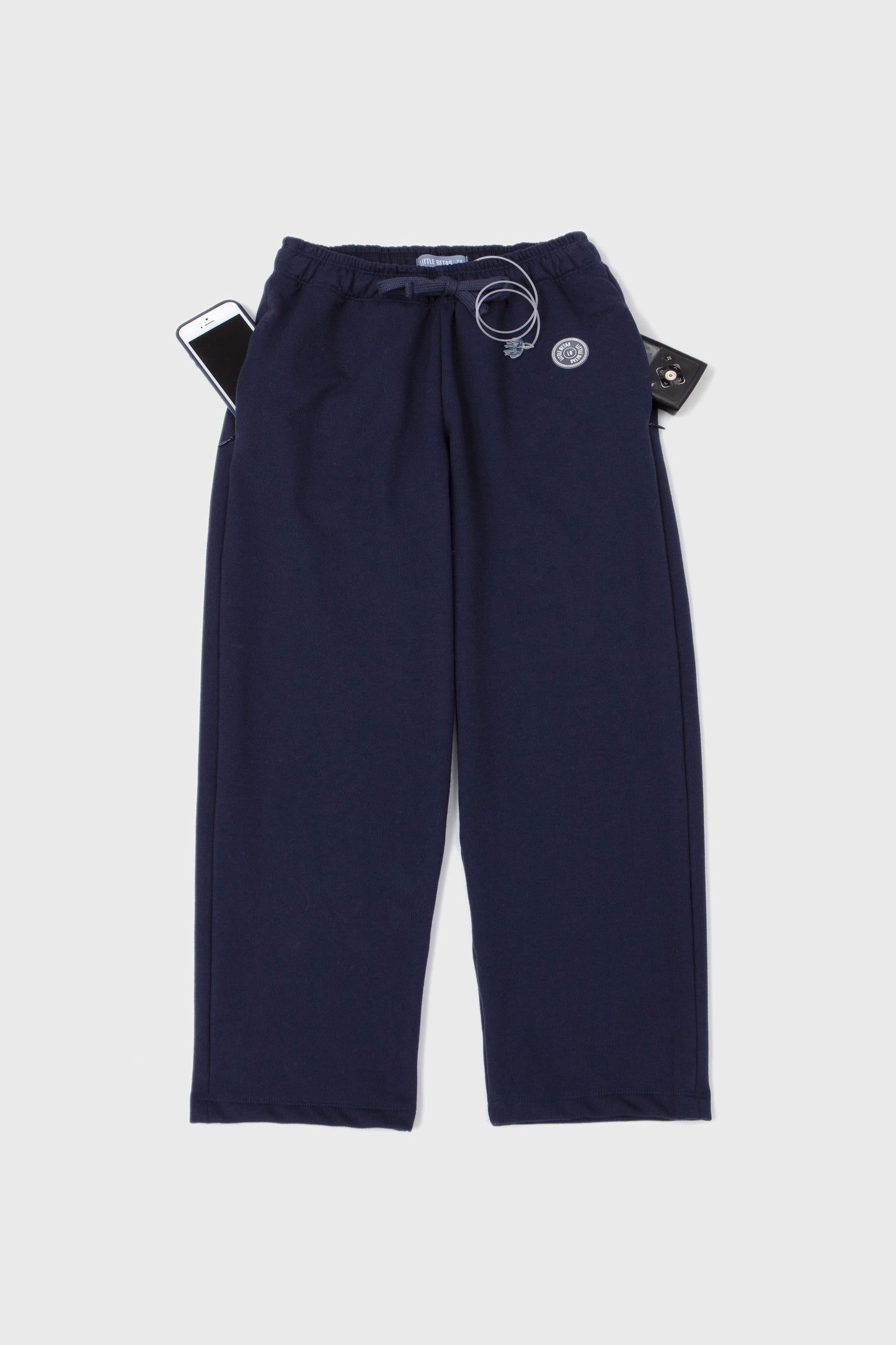 
                  
                    Pantalón Chándal Chico Azul Marino Compatible con Bomba de Insulina
                  
                